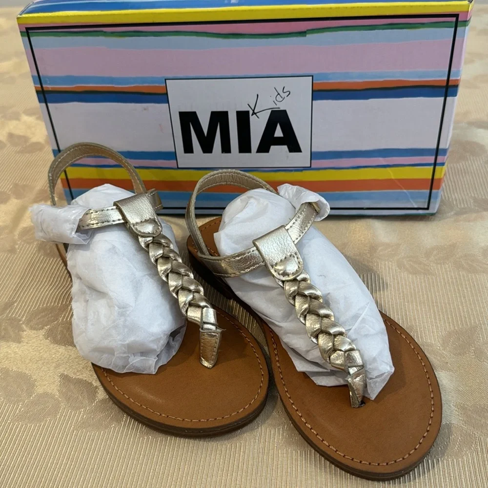 Mia Kids Annan T Strap Sandal. Side 12.